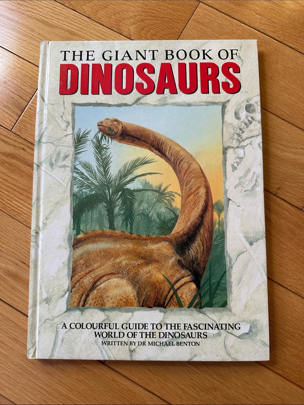 The Giant Book of Dinosaurs (1988)